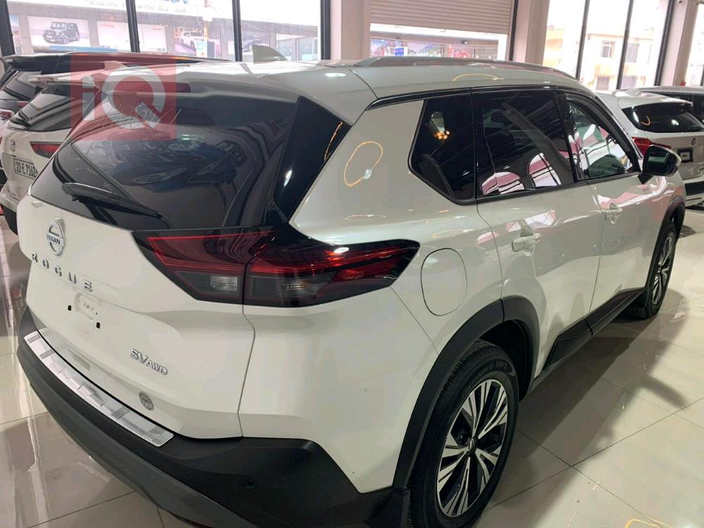 Nissan Rogue